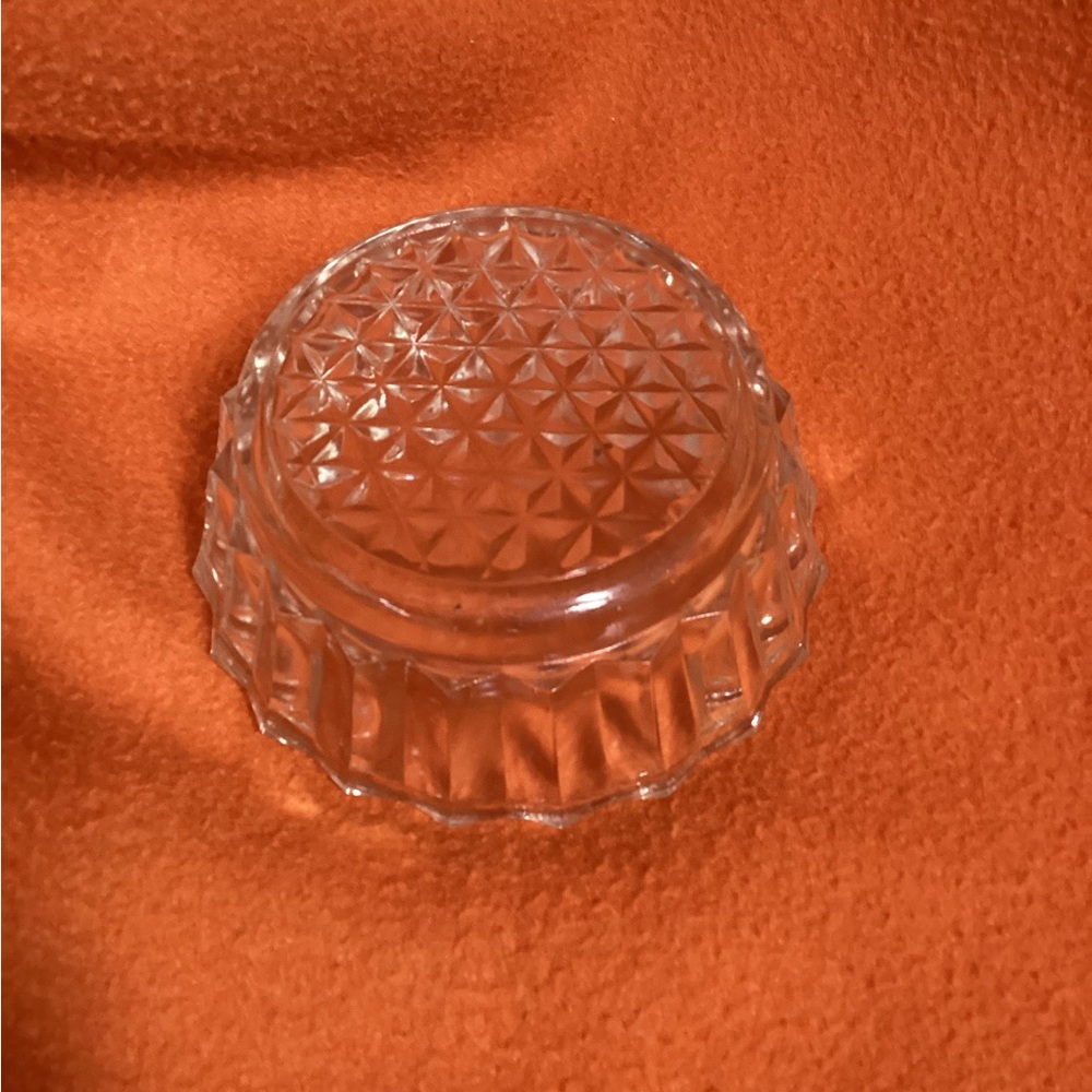 Elegant Silver and Gold Lidded powder dish - Picture 4 of 5
